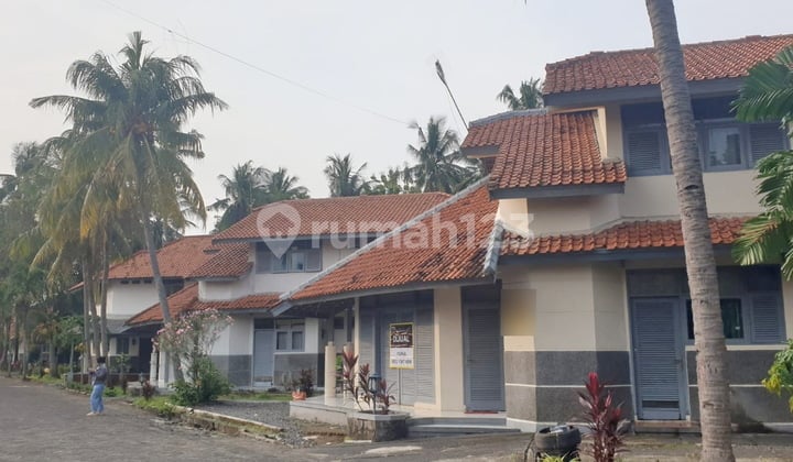 Villa Pisita Anyer Furnished