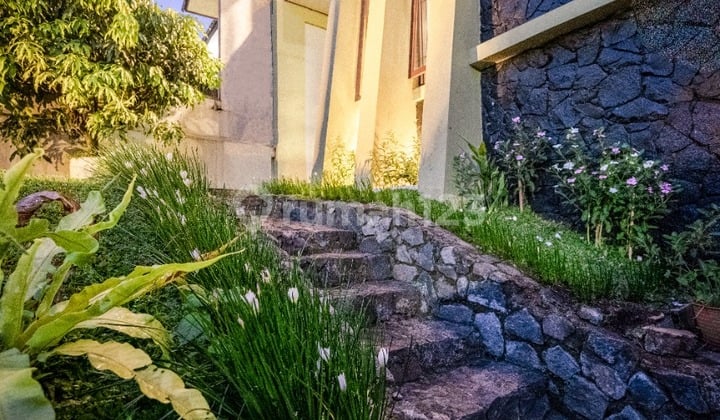 *Disewakan rumah di Geger Kalong*