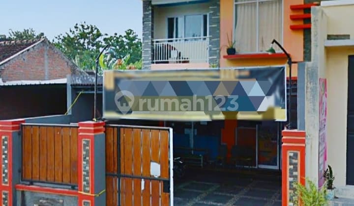 Rumah pinggir jalan raya joyotakan serengan solo murah