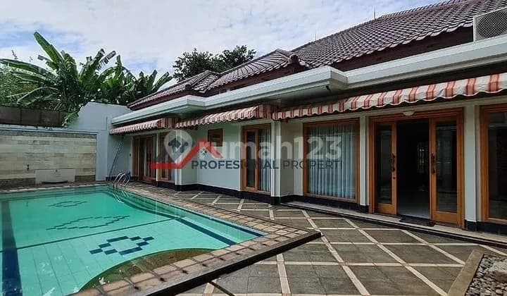 Rumah di Kemang Dalam Lokasi Premium Jakarta Selatan
