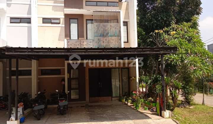 Banting harga murah saja.Rumah cluster 2 lantai. Di comercial area di Bojongsari, Depok. Fasilitas cluster one gate system,sequrity 24 jam,kolam renang dewasa dan anak,lapangan olah raga, taman bermain anak,akses jalan lebar,