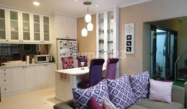 Rumah Mewah Siap Huni Raffles Hills Cibubur Jakarta Timur