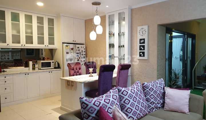 Rumah Mewah Siap Huni Raffles Hills Cibubur Jakarta Timur