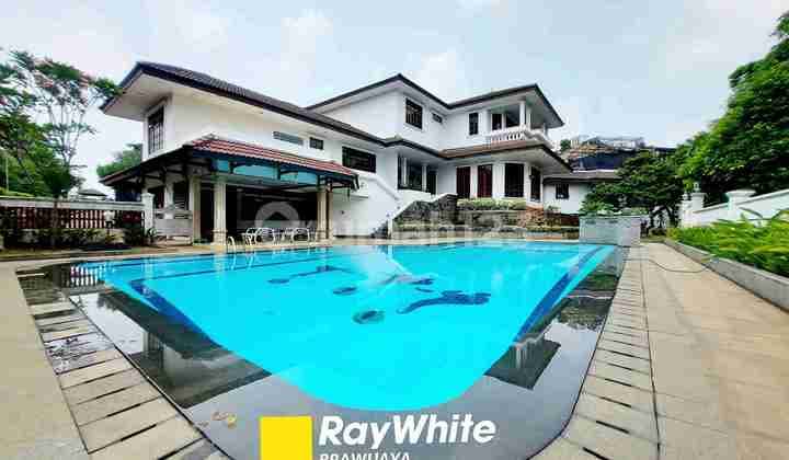 Rumah di Blok A Cinere, Depok, Jawa Barat, lokasi tenang, view danau