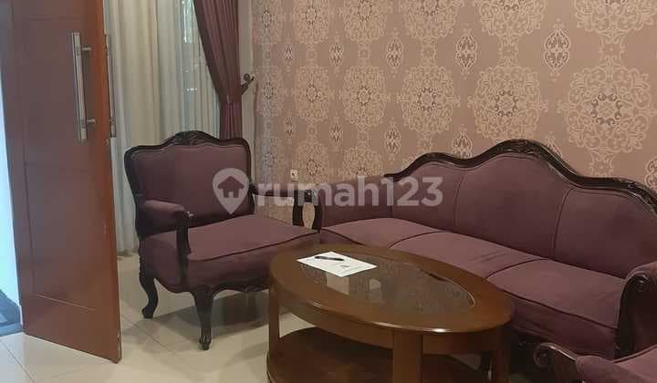 RUMAH ASRI NYAMAN KOMPLEK ELIT DI CIGADUNG BANDUNG, 5MENIT KE DAGO RESORT TUBAGUS ISMAIL, 10MENIT KE UNPAD ITB UNIKOM ITHB, BEBAS BANJIR UDARA SEJUK