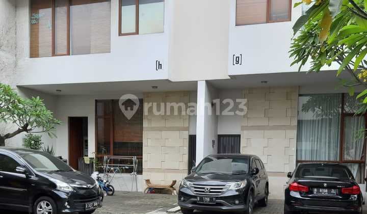 Rumah Dalam town house lokasi strategis area bangka