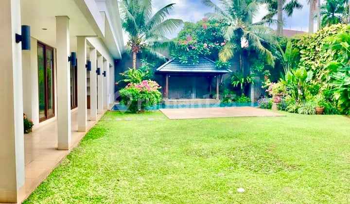 Bright And Luxury House In A Quiet Area In Cipete Ajh03008
