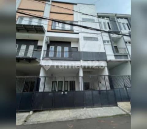 Rumah 3 lt town house kedoya baru