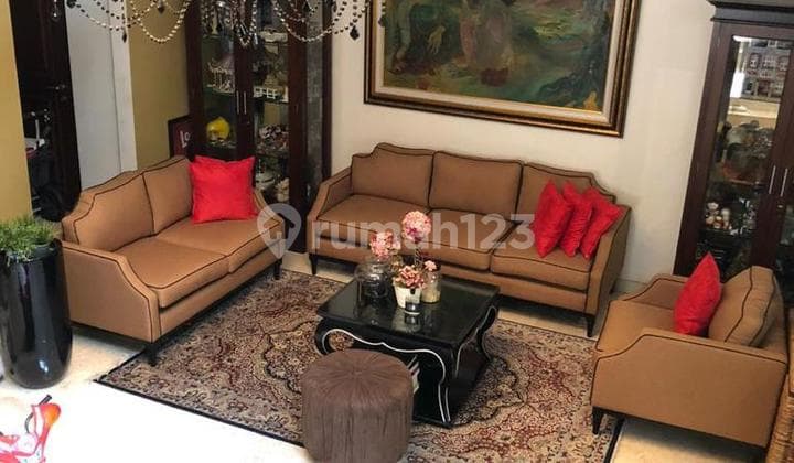 Rumah Menteng Dekat Jl. Teuku Umar