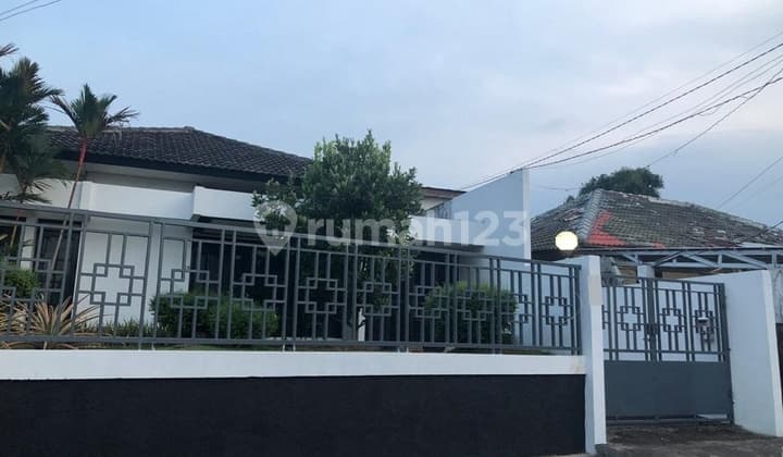 Rumah 1 Lt. Di Jl. Kesehatan Pesanggrahan Jakarta Selatan