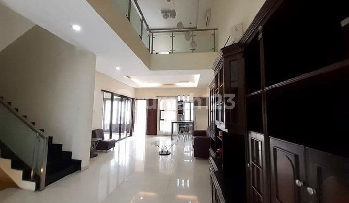 For rent: luxury house in Setra Murni