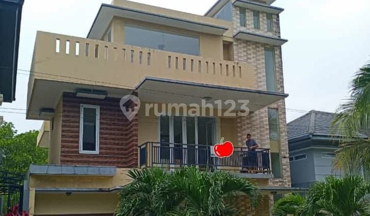 Rumah siap huni di cluster elite sentul city bogor