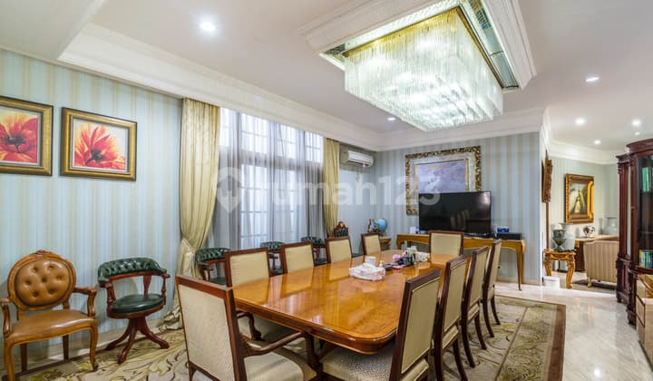 DIJUAL/DISEWAKAN Rumah Mewah di Menteng, lokasi strategis kemana-mana Jakarta Pusat