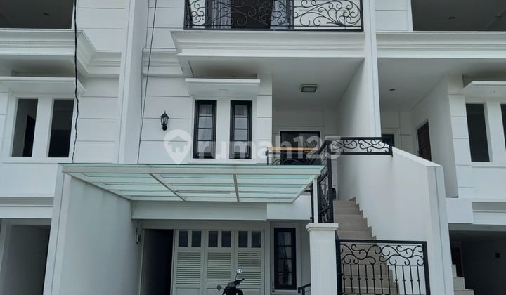 Rumah murah siap huni Jakarta Selatan nempel pondok indah