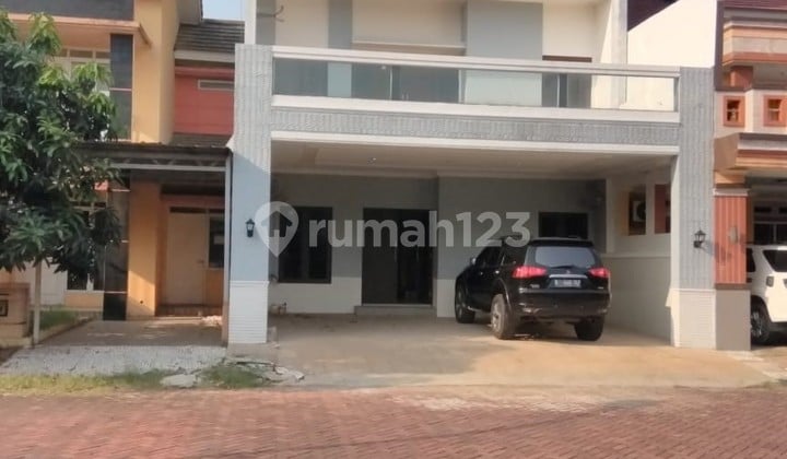 Rumah 3 lantai siap huni di Metland transyogi Cileungsi Bogor
