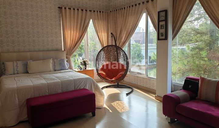 Rumah tamqn giri loka