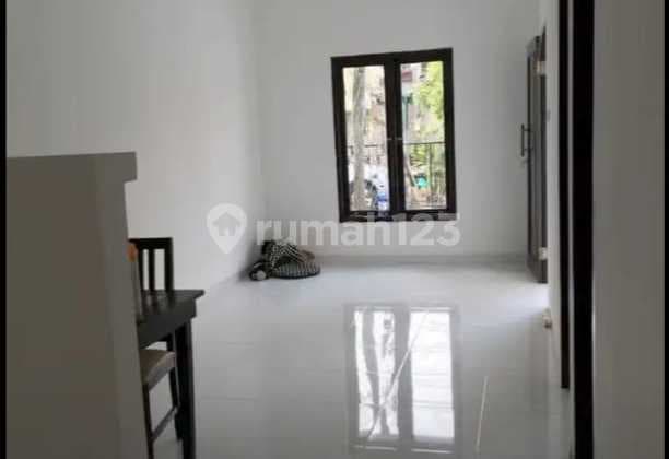 Rumah Dekat Akses Tol Parigi Graha Raya Bintaro