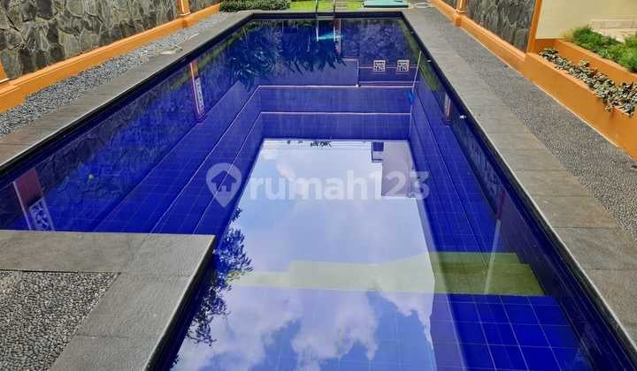 Rumah mewah... Siap huni. Bebas banjir