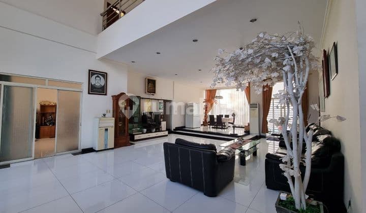 For Sale Luxury House in Penisi North Jakarta Quick Sale