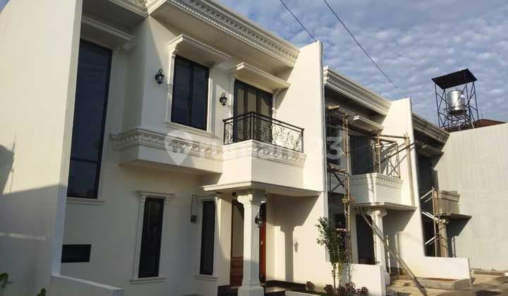 Rumah di Pondok Gede Semi Furnished