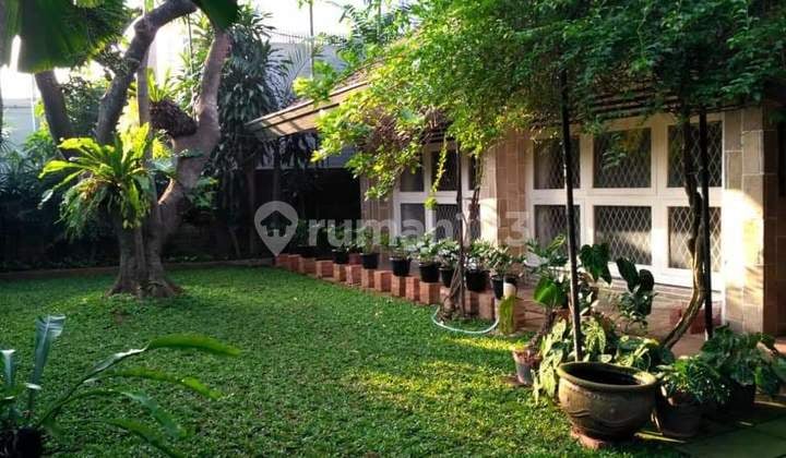 Elegant house in a prime location, Kebayoran Baru, best price