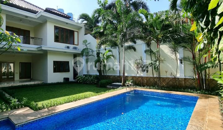RUMAH dgn S.POOL dan TAMAN at Jl KEMANG SELATAN, JAKSEL