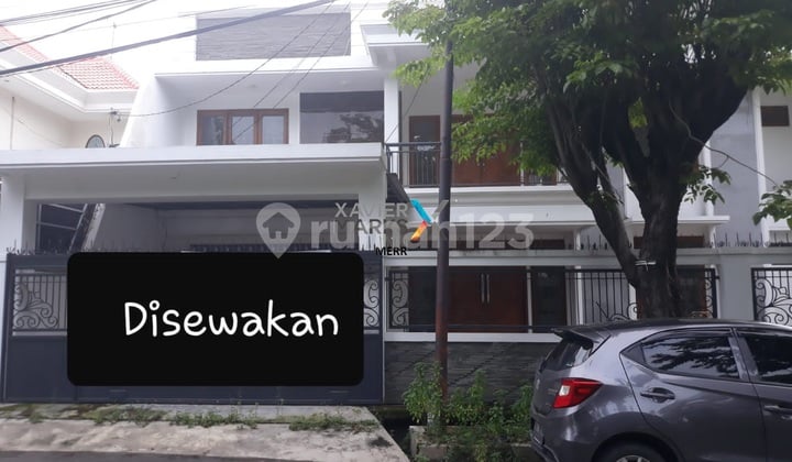 Rumah Mewah Manyar Tempotika Siap Huni
