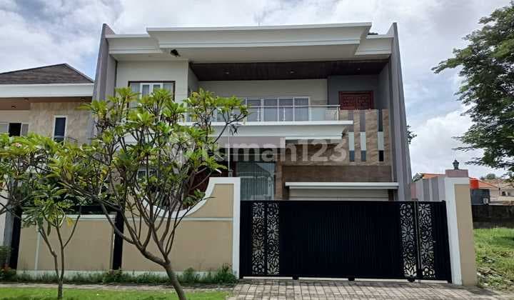 Turun Harga!!! Dijual Rumah Mewah di Perumahan Graha Padma