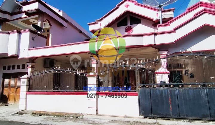 Rumah 2 Lantai di Komplek Perumahan Jaten Karanganyar