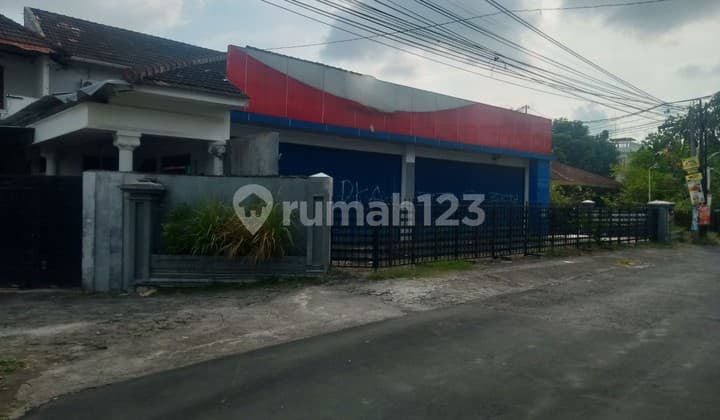 Rumah + Toko Jalan Gondang Raya Condongcatur Depok Sleman Yogyakarta