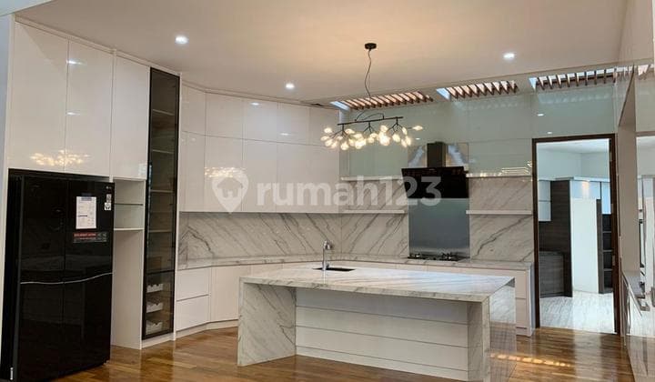 Dijual Cepat Rumah Mewah Golf Terrace Bsd