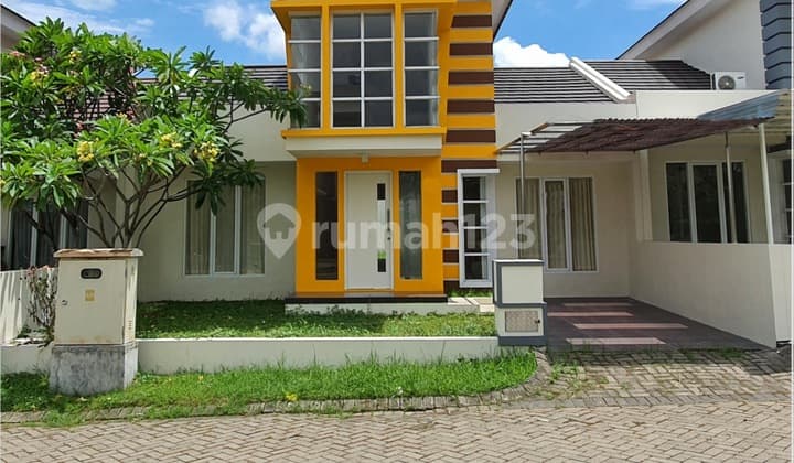 Rumah Modern Minimalis Daerah Kota Tinggal Selangkah Mau Kemana Saja