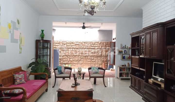 Rumah Siap Huni Dalam Komplek Pertamina di Jl Jatibarang, Pulo Asem Jakarta Timur