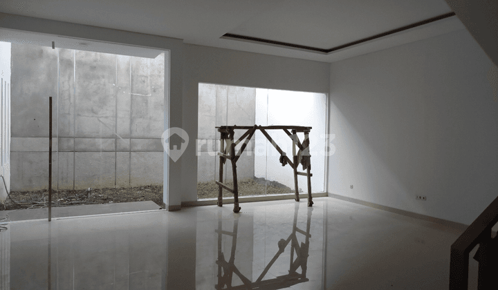 rumah baru 2 lantaiqp