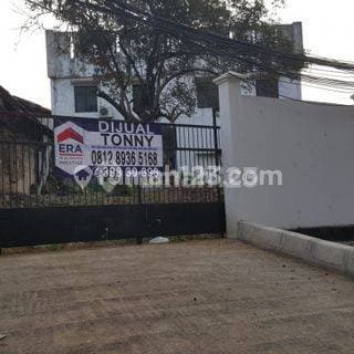 Bangunan Ex.Gudang Arsip di By Pass Jakarta Timur