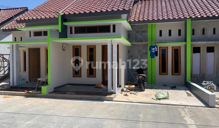 Rumah Mewah Siap Huni Dan Harga Murah SHM - Sertifikat Hak Milik