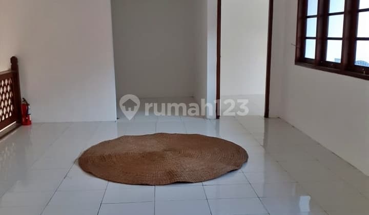 LINGKUNGAN ASRI , AMAN DAN NYAMAN