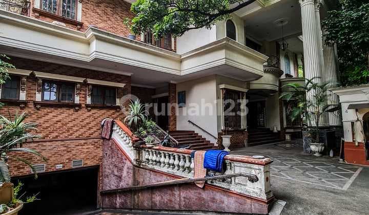 Rumah mewah paling murah di menteng, jakarta pusat
