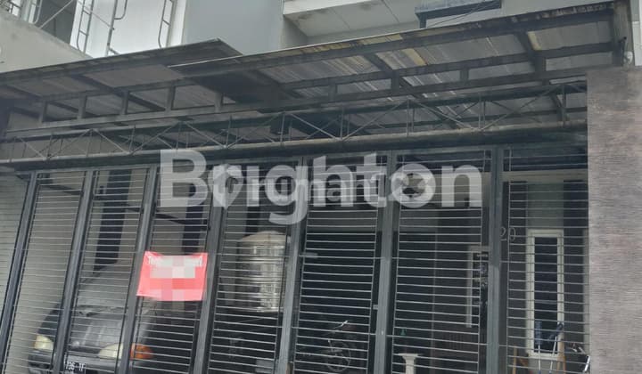 RUMAH KOS KONDISI JALAN DEKAT KAMPUS DAN PERKANTORAN DI SEMARANG TIMUR