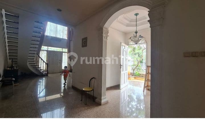 For Sale House in Intercon, Kebon Jeruk Garden West Jakarta