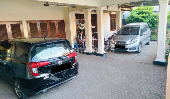 Rumah Dan Kost Di Jl. KS Tubun Jakarta Barat