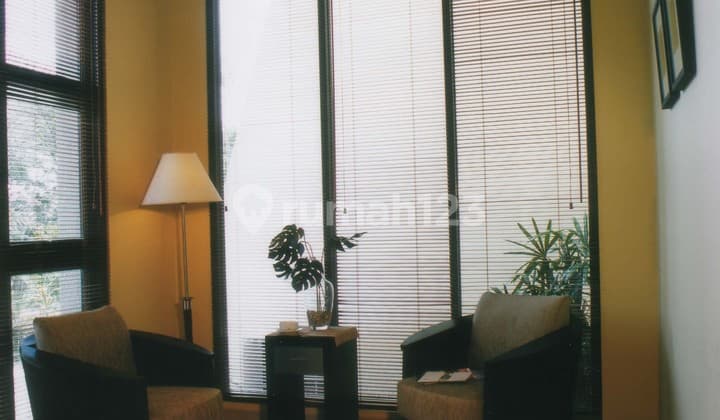 FULLY FURNISHED, READY TO OCCUPY... THE RESIDENCE DIAN Istana