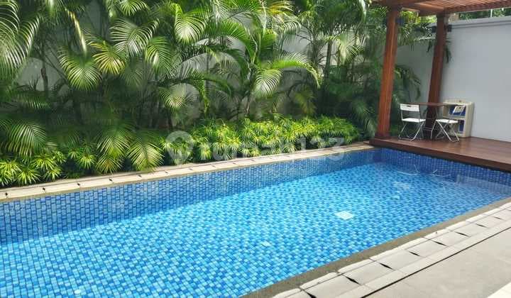 Rumah Dalam Town House di Kemang Timur Dalam