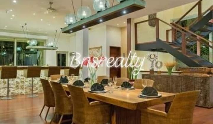 Villa Lux Lokasi Ungasan Kuta Selatan