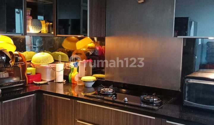 Rumah Mewah Bagus Banget!!! FURNISHED di Kopo Permai