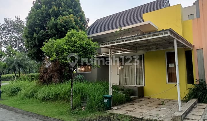 Rumah siap huni posisi hook Sentul city