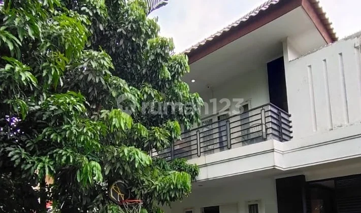 For Sale House in Taman Bona Indah