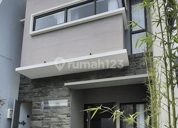 Rumah Nirwana Eksekutif Baru Gress Kondisi Lengkap Siap Huni