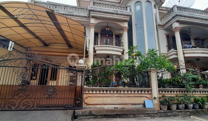 Rumah Mewah di Sunter. Lokasi Strategis Dengan Keamanan 24 Jam. Cocok Untuk Hunian. Lokasi Jl. Sunter Agung Permai.
