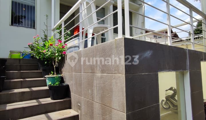 Tebet rumah modern minimalis best location